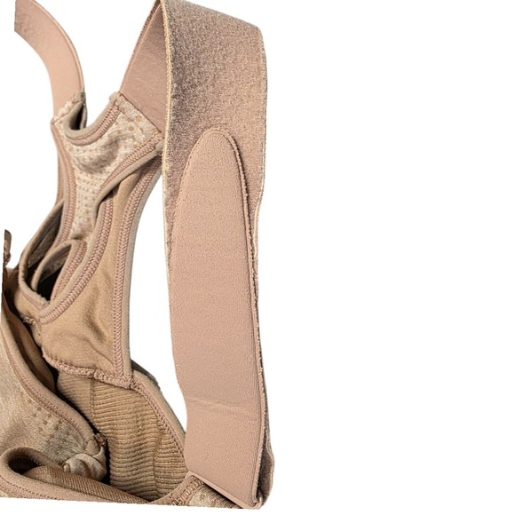 SheFit Tan Low‎ Impact Sports Bra 4 Luxe - Picture 6 of 16